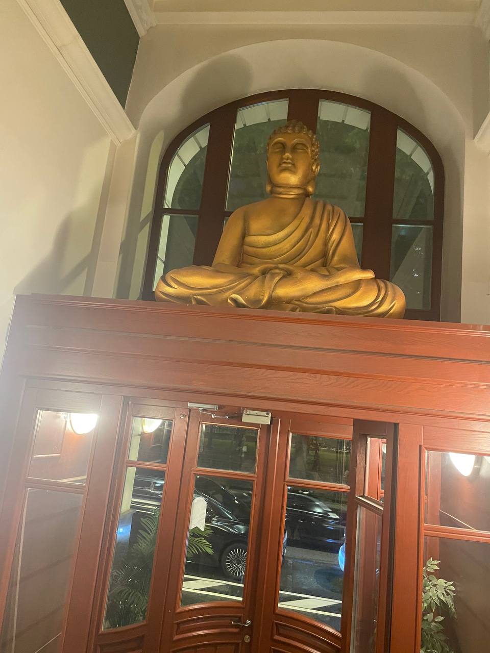 Сабай Сабай 🧘🏼‍♀️
Любезный IPhone дразнит фотографиями годовалой давности в предложках с красотами Таиланда 😍
Если нет возможности улететь в любимый Тай сейчас, надо устроить себе Тай в Москве)
Нашла ... | Сетка — социальная сеть от hh.ru