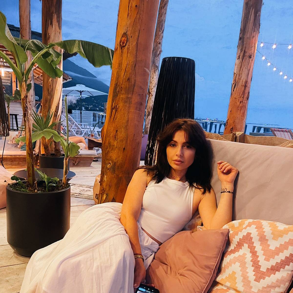 Илона Багдасарян | Сетка — социальная сеть от hh.ru