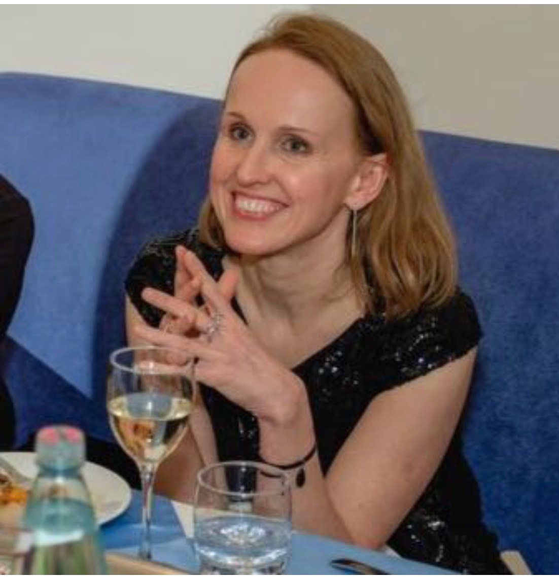Елена Листова