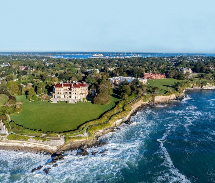Gilded Age Across The United States
Explore the Gilded Age in the U.S.
Newport, Rhode Island, stands as a key destination linked to the Gilded Age | Сетка — социальная сеть от hh.ru