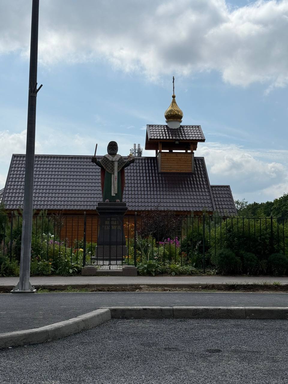 В Шушарах даже Николай Чудотворец - мулат, вот это чудо так чудо! 🤭 | Сетка — социальная сеть от hh.ru
