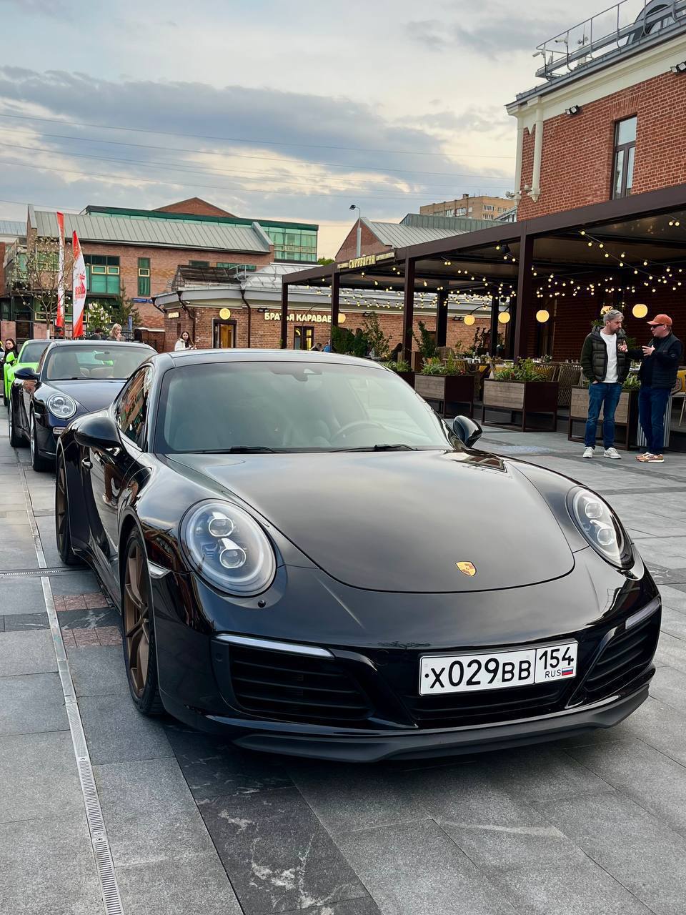 🏎️ Бесплатная автовыставка Porsche пройдет в Депо «Три вокзала»
24 июля в 19:00
Вас ждет коллекция легендарных Porsche, DJ-сет, фотосъемка на фоне автомобилей и возможность пообщаться с владельцами ав... | Сетка — социальная сеть от hh.ru
