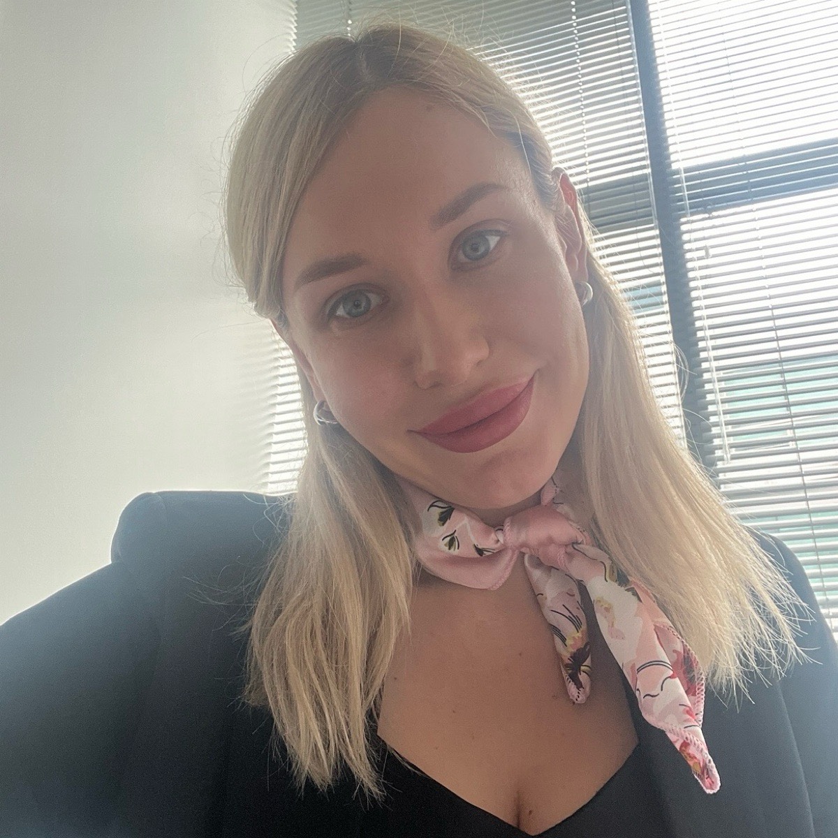 Елена Самсонова | Сетка — социальная сеть от hh.ru