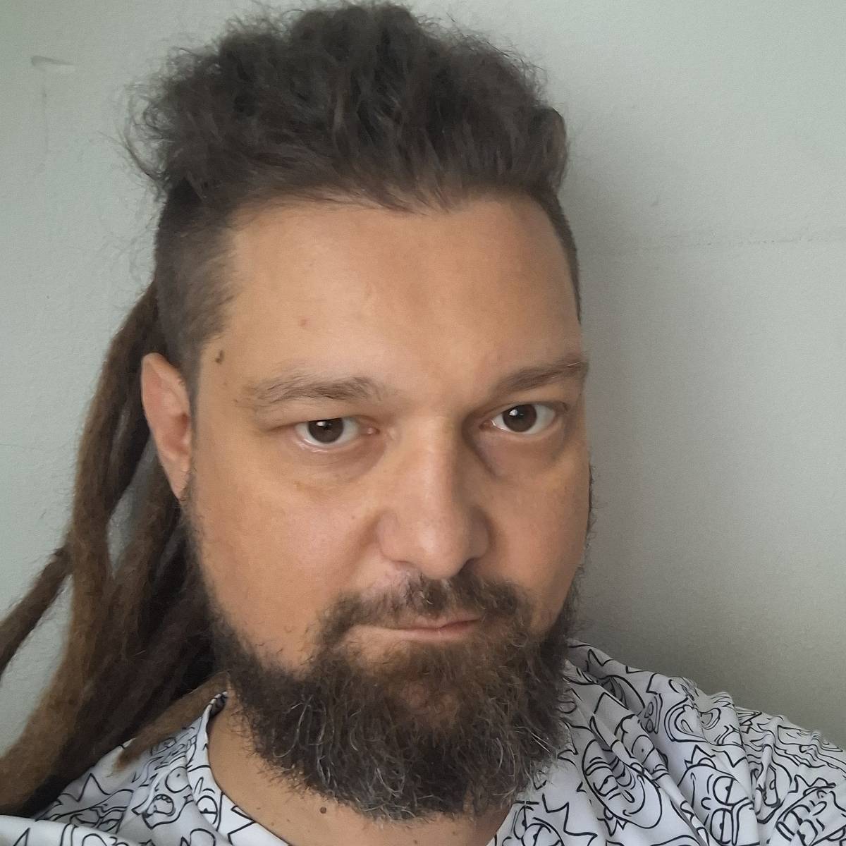 Сергей Антонов