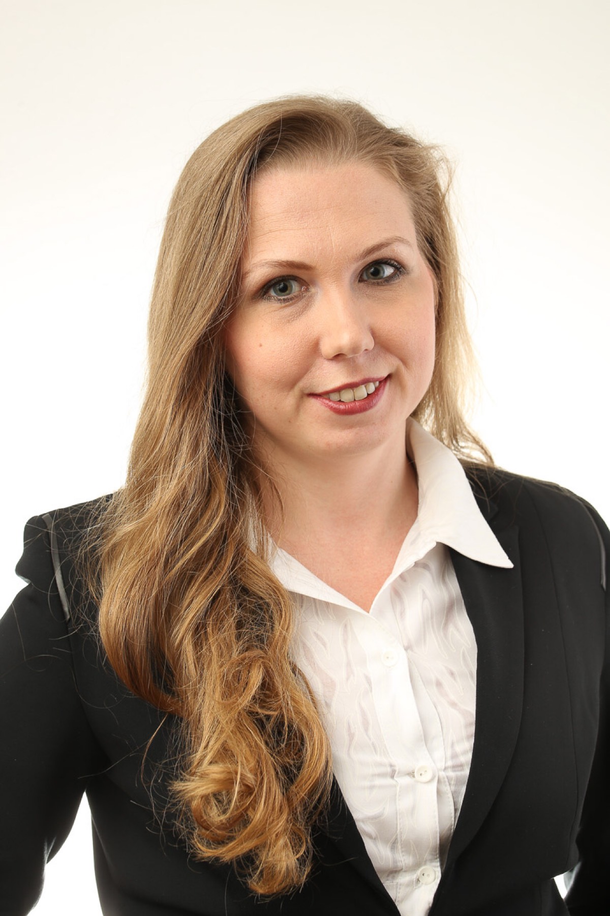 Анастасия Колеватова