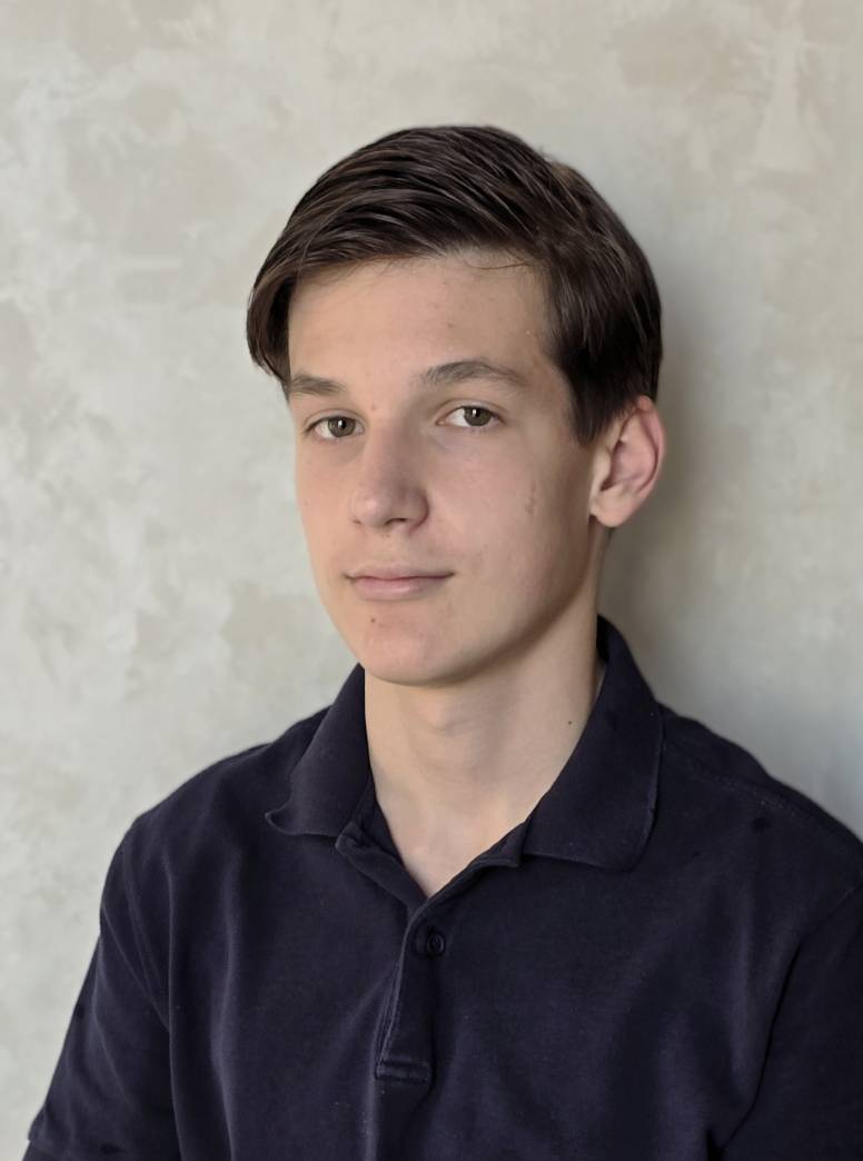 Александр Кондратенков