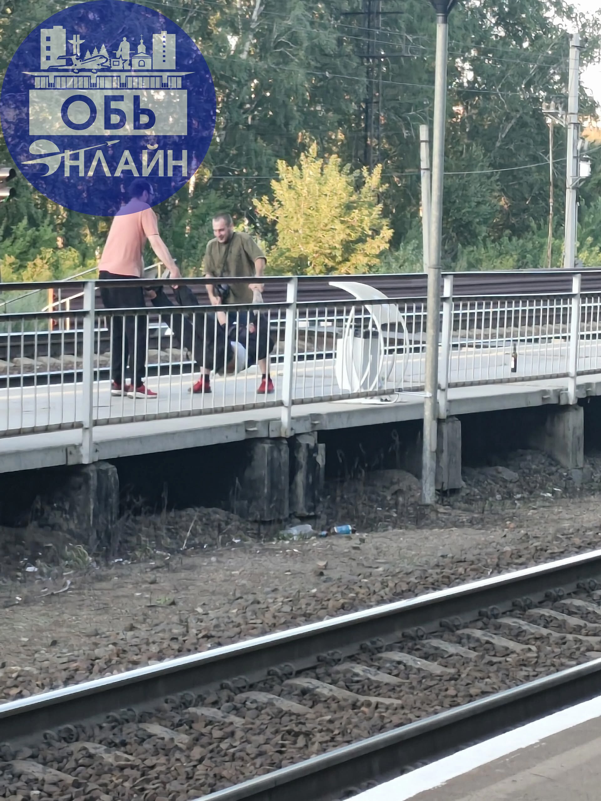↗ МужЫк под воздействием зелёного змия настойчиво хочет самоубиzzа будучи ополовиненным ЭД4М на Ерофлоте
vk.com
Подробнее на https://vk.com/ob.gorod
#городобь #городобьонлайн #толмачево | Сетка — социальная сеть от hh.ru
