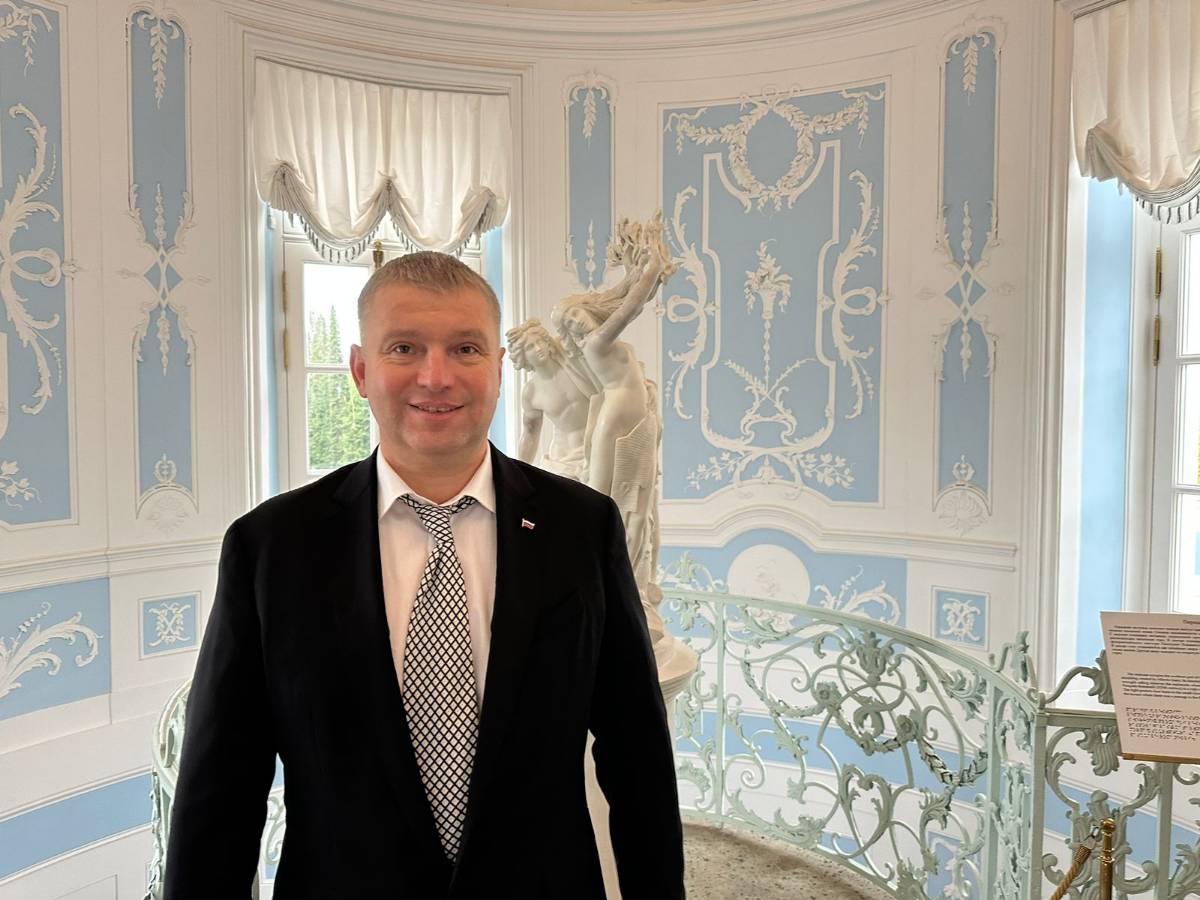 Евгений Леонов