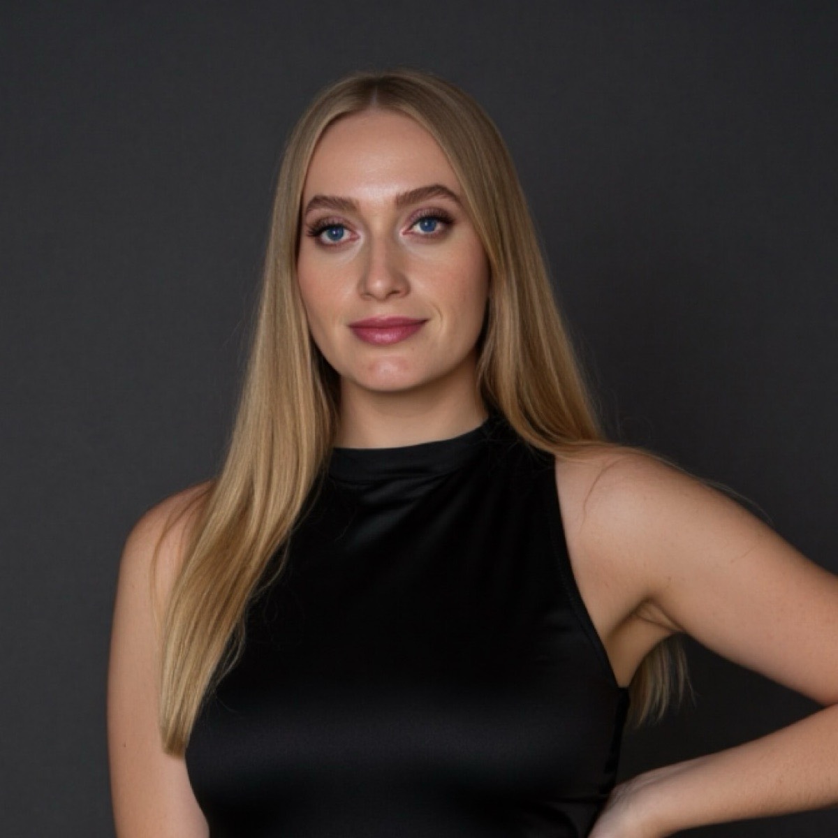 Ева Смирнова