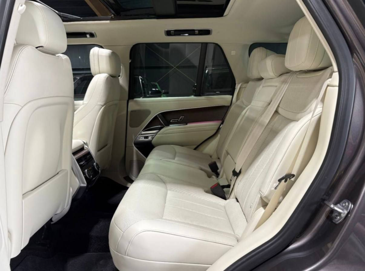 ДОСТУПНО К ЗАКАЗУ:
Rover Range Rover SE/D300
Без ДТП
Без окрасов
2022 год выпуска:
29.000 км пробег :
Срок доставки в СПб- 30 дней
Цена под ключ: 12.5 млн ✅ | Сетка — социальная сеть от hh.ru