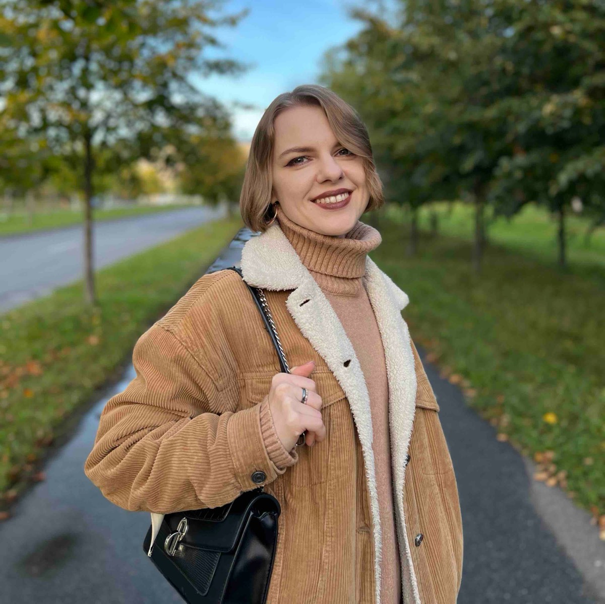 Елена Фатерина | Сетка — социальная сеть от hh.ru