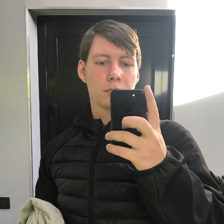 Анатолий Нетребенко