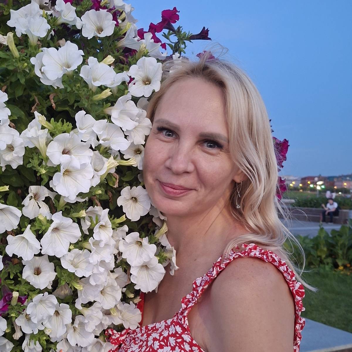 Елена Бугаенко