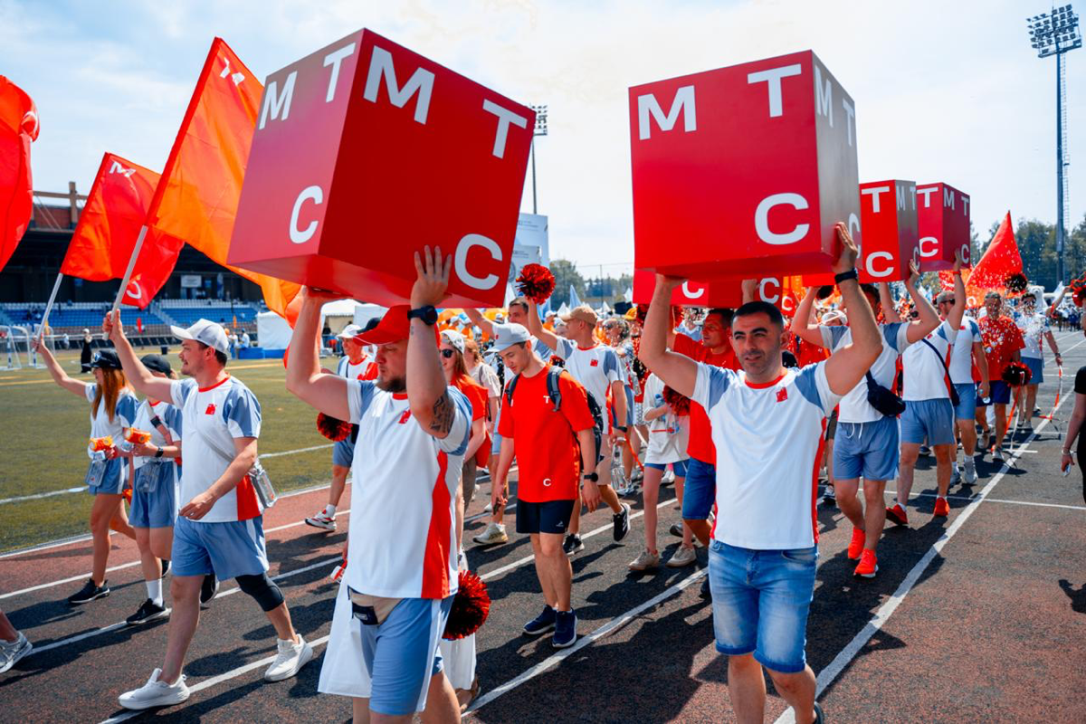 Люди, с которых хочется брать пример ❤️ | Сетка — социальная сеть от hh.ru