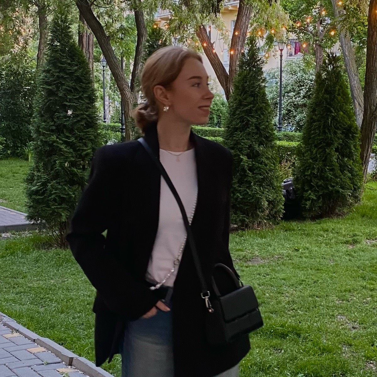 Елизавета Бекк | Сетка — социальная сеть от hh.ru