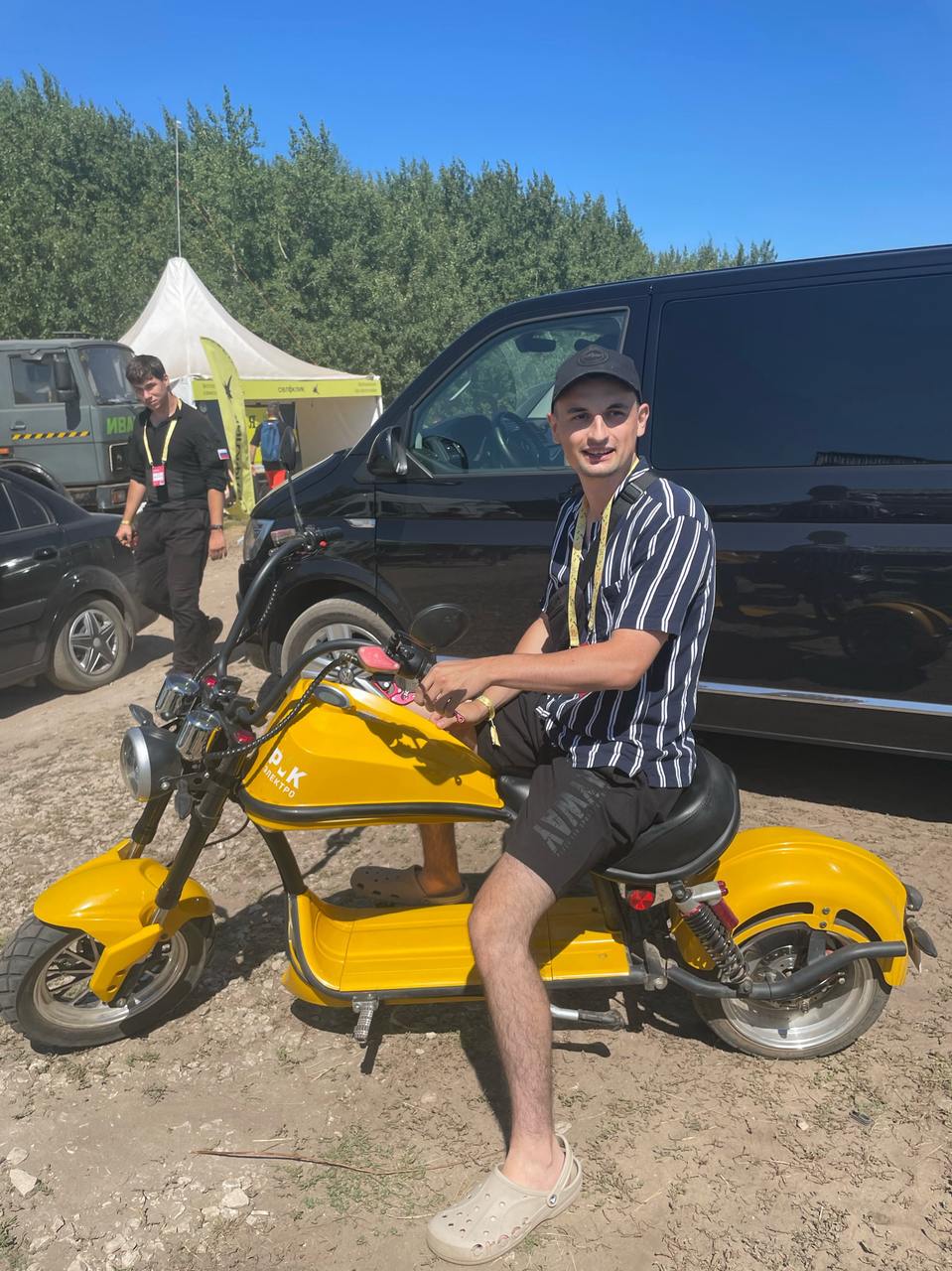 🏝 Всем приветик! Давно нас не было в эфире
Это все потому, что мы продолжаем работать над Глабиксом слаженно и быстро, спринты летят один за одним | Сетка — социальная сеть от hh.ru