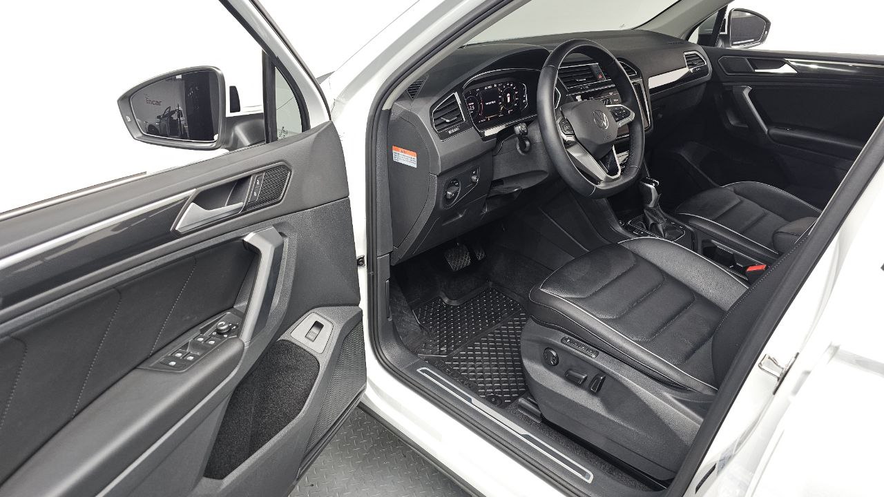 ❤️ Volkswagen Tiguan из Кореи с минимальным пробегом
Пробег —  21.000 км
Год выпуска — 2022
Двигатель — дизель 2.0 л, 200 л.с
Привод — полный
Модификация — 2 | Сетка — социальная сеть от hh.ru