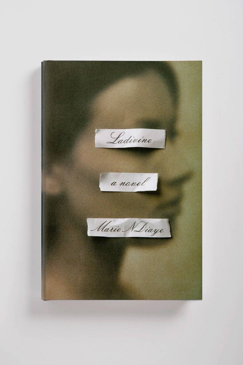 в честь недели книг собрали вам подборку лучших ресурсов для развития книжной насмотренности, сохраняете!
① онлайн-архив letterform — тщательно оцифрованная коллекция, открывающая доступ к редким арте... | Сетка — социальная сеть от hh.ru