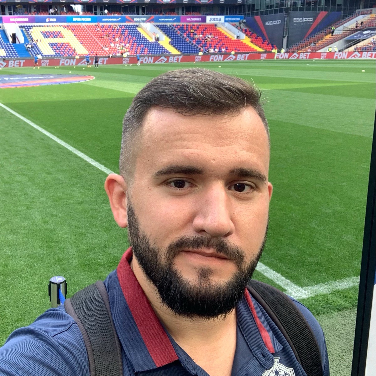 Евгений Мельников
