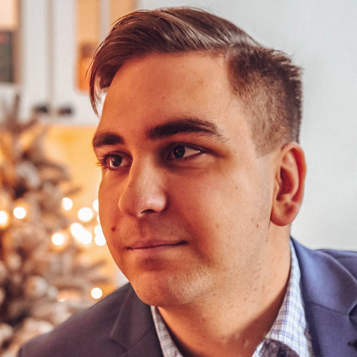 Artem Kolosovsky | Сетка — социальная сеть от hh.ru