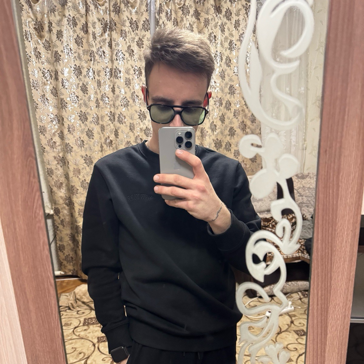 Роман Колесник