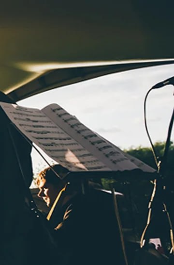 🎵Музыкальный фестиваль Подмоклово
2-3 августа 12:00-19:00
Фестиваль в Подмоклове сочетает фольклор и барокко, русскую и западноевропейскую музыку, светскую и духовную культуры показывая, что вместе он... | Сетка — социальная сеть от hh.ru