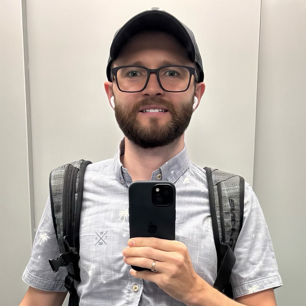 Роман Костиков