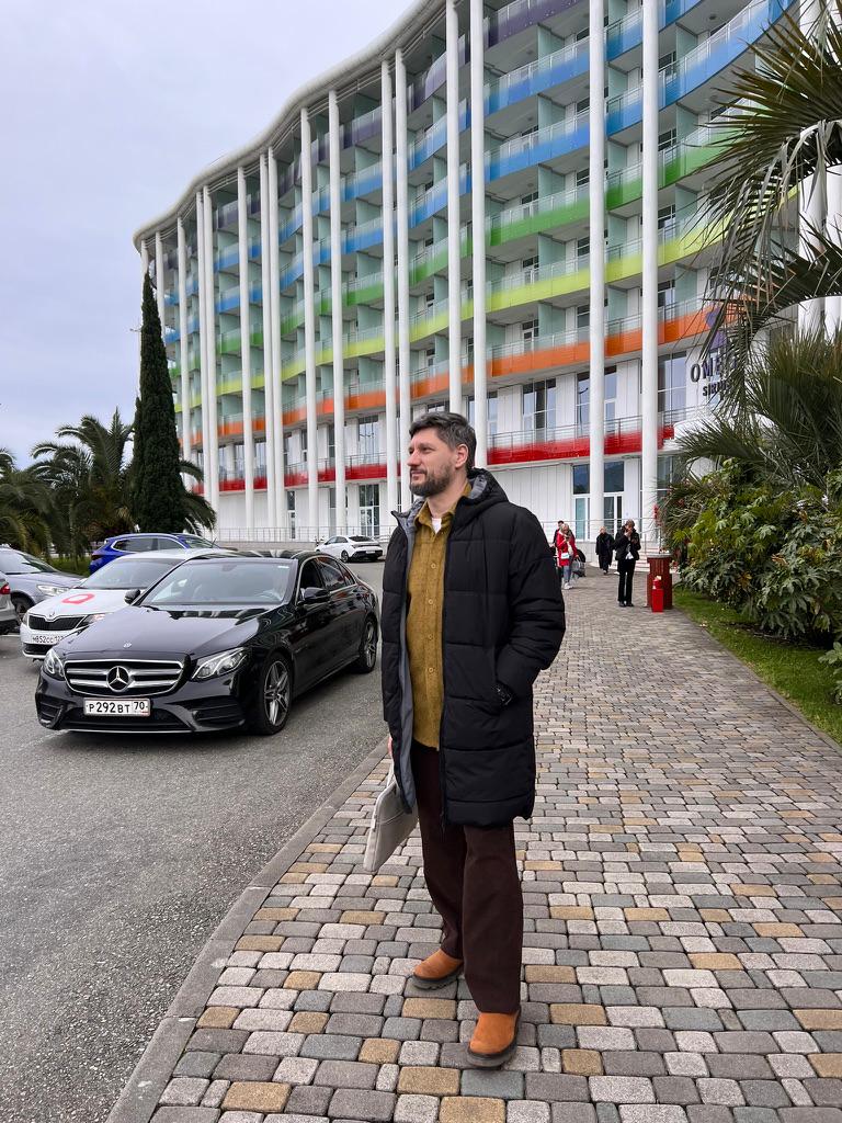 🍊 Рубрика: Пост для души или 9000 миль!
Так получилось, что сам того не замечая за последние 6 месяцев, посто побывал везде где только можно, серьезно, особо не задумываясь, то работа, то бизнес встре... | Сетка — социальная сеть от hh.ru