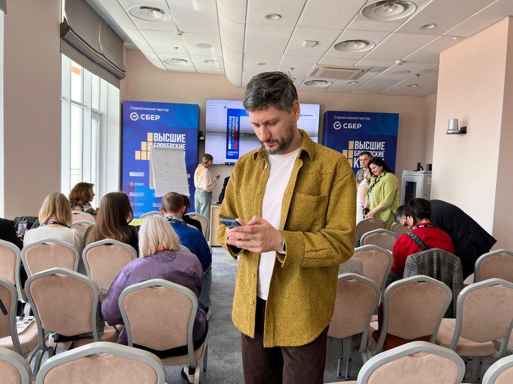 🍊 Рубрика: Пост для души или 9000 миль!
Так получилось, что сам того не замечая за последние 6 месяцев, посто побывал везде где только можно, серьезно, особо не задумываясь, то работа, то бизнес встре... | Сетка — социальная сеть от hh.ru