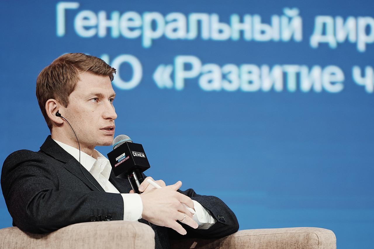 Москва — город возможностей
На форуме «Территория смыслов», в смене «Созидание», где собрались 150 молодых предпринимателей, учёных и специалистов, генеральный директор АНО «Развитие человеческого кап... | Сетка — социальная сеть от hh.ru