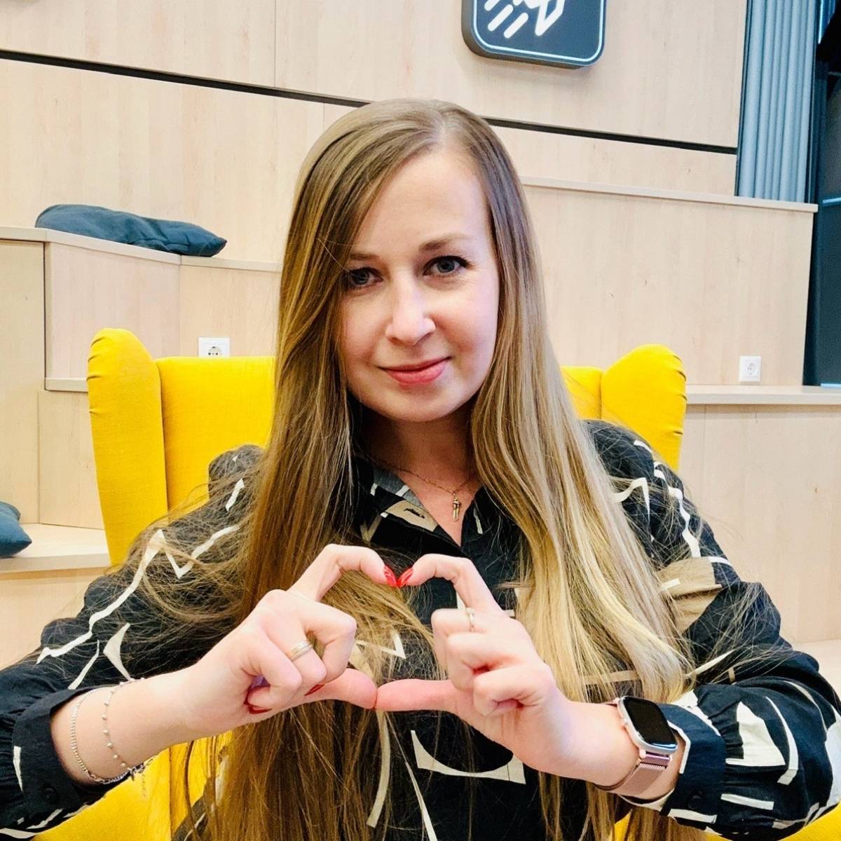 Нина Строганова | Сетка — социальная сеть от hh.ru