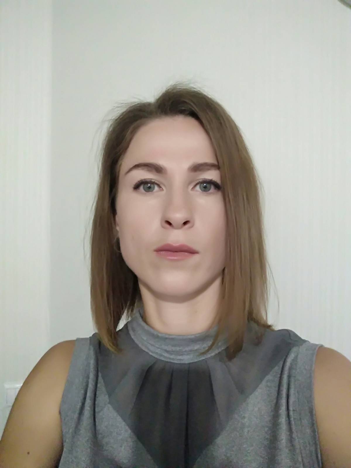 Карина Врабий