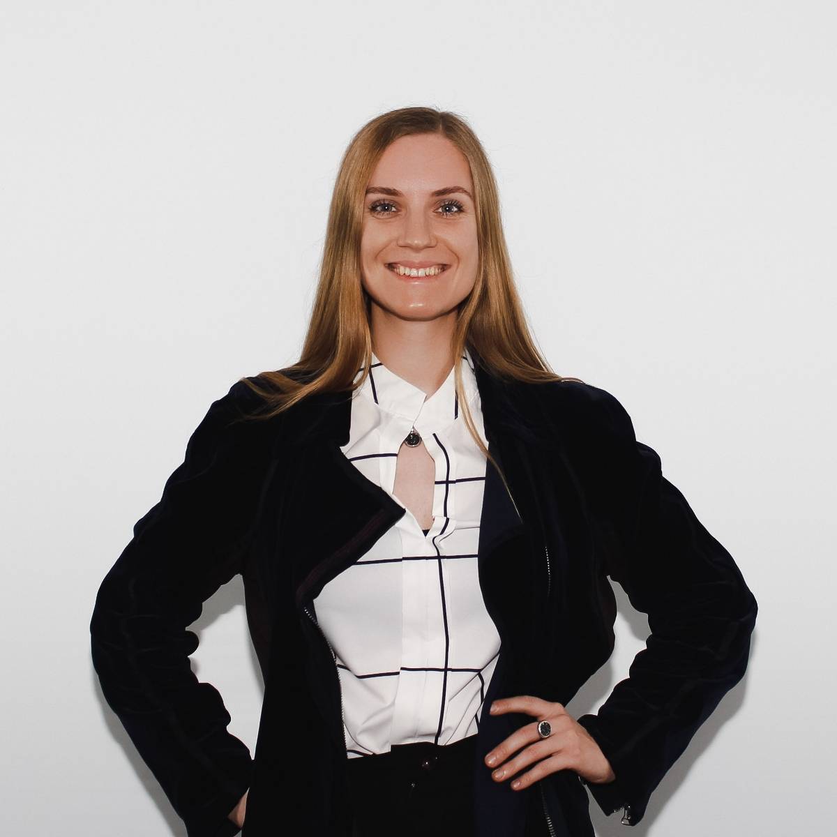 Мария Логвинова