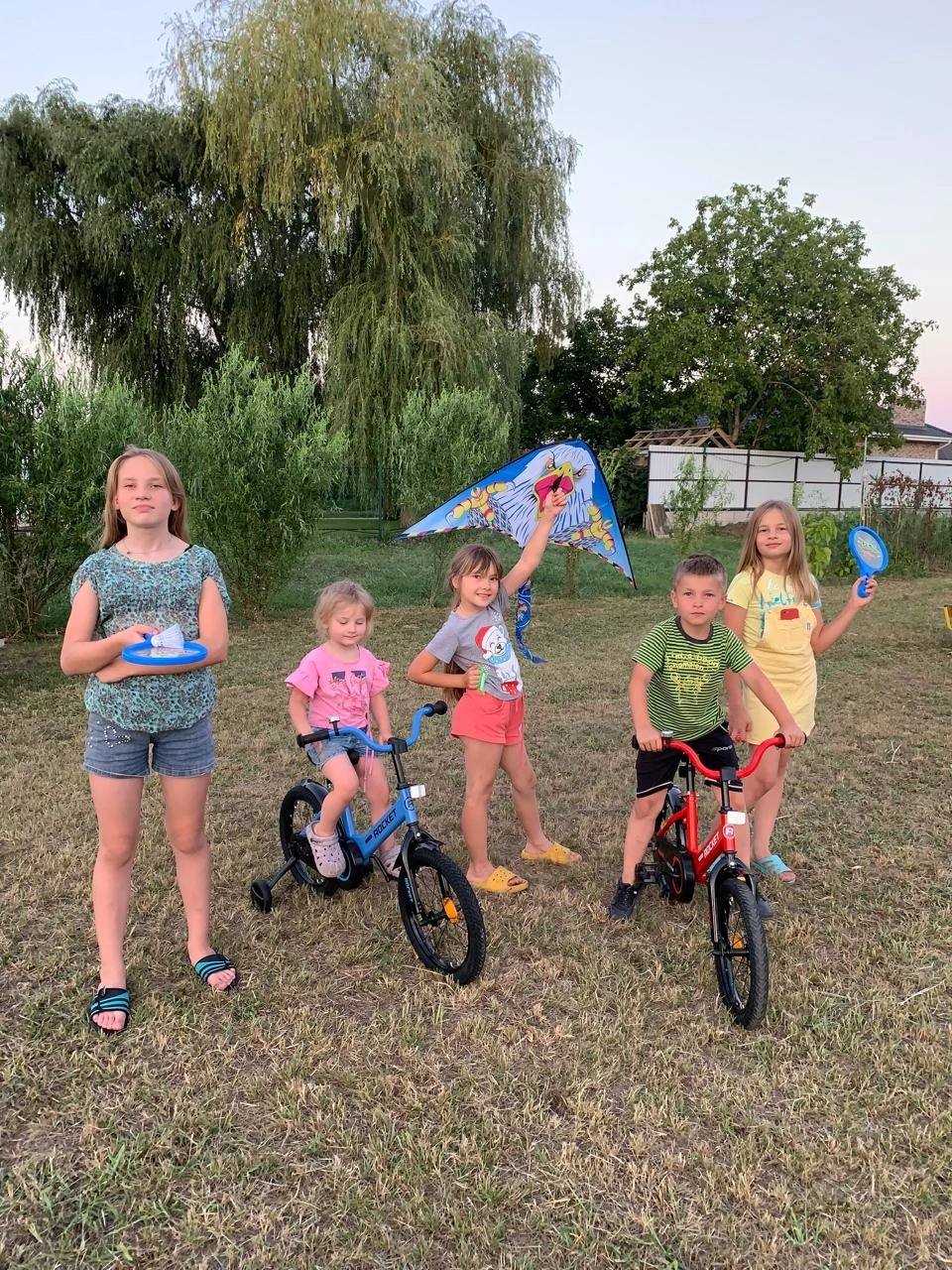 Пост 7
🎁 Программа "Дарим Мечту" 🎁
Ваши подарки дошли до каждого ребенка из многодетных и малообеспеченных семей Краснодарского края | Сетка — социальная сеть от hh.ru