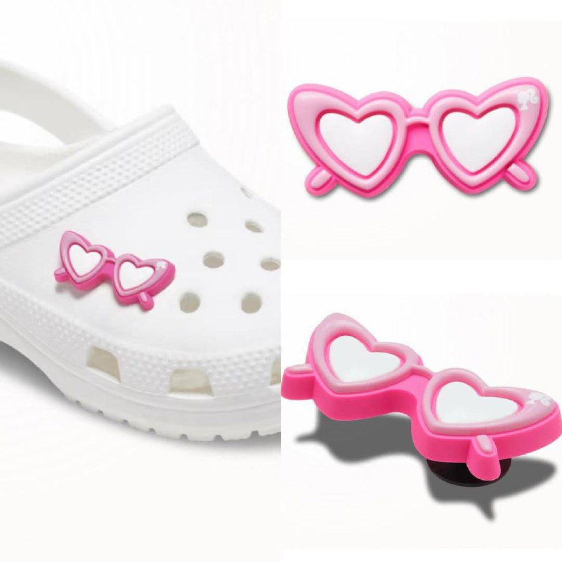 Crocs дропнули новую коллекцию по Barbie! В линейке клогги, сандали и джиббитсы, а главное — всё розовое. | Сетка — социальная сеть от hh.ru
