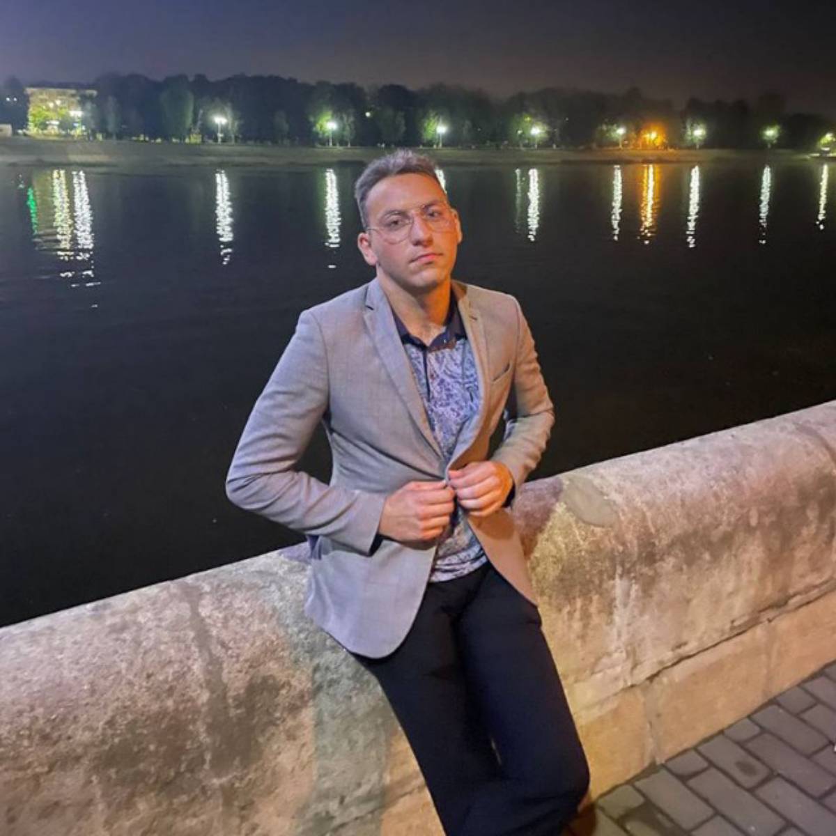 Рустам Савин