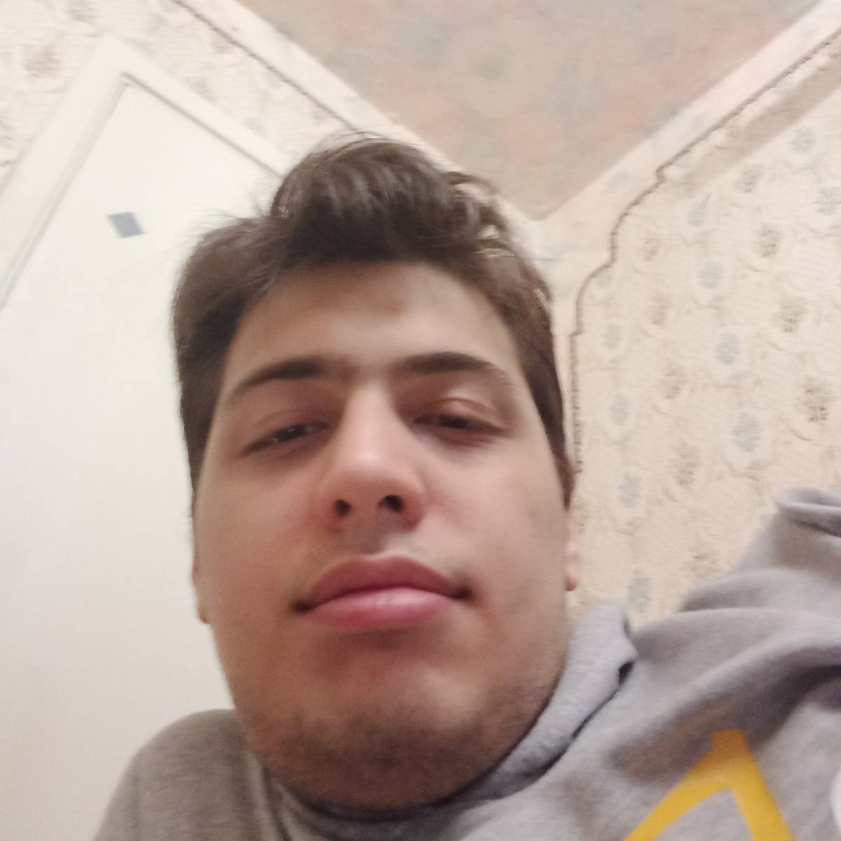 Артур Хачатуров