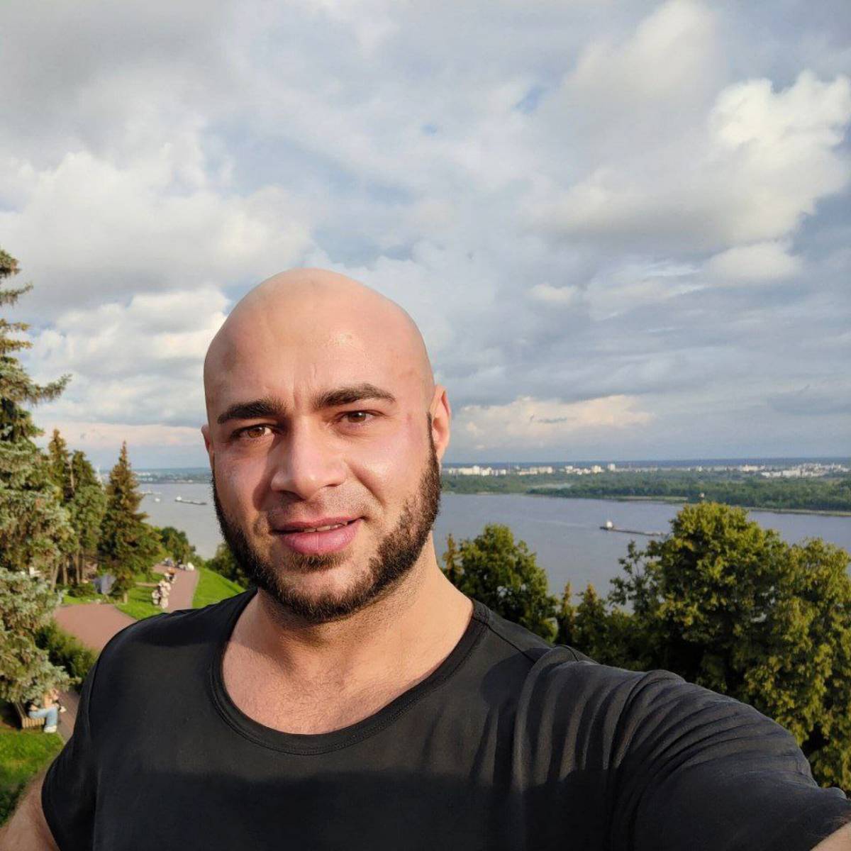 Приятно Пахнет | Сетка — социальная сеть от hh.ru