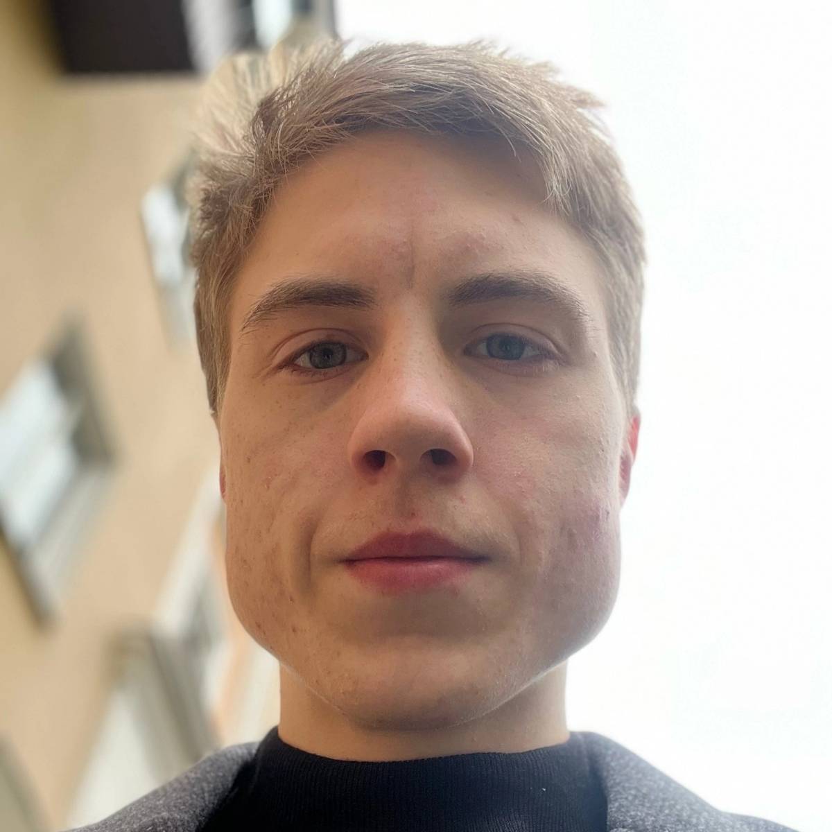 Александр Волков