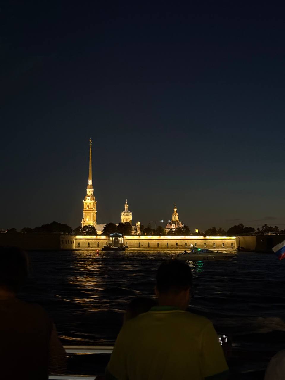 Когда вообще такое было?
Чтобы вПитере стабильные +30 две недели, чтооо?!
Жена на фото не даст соврать | Сетка — социальная сеть от hh.ru