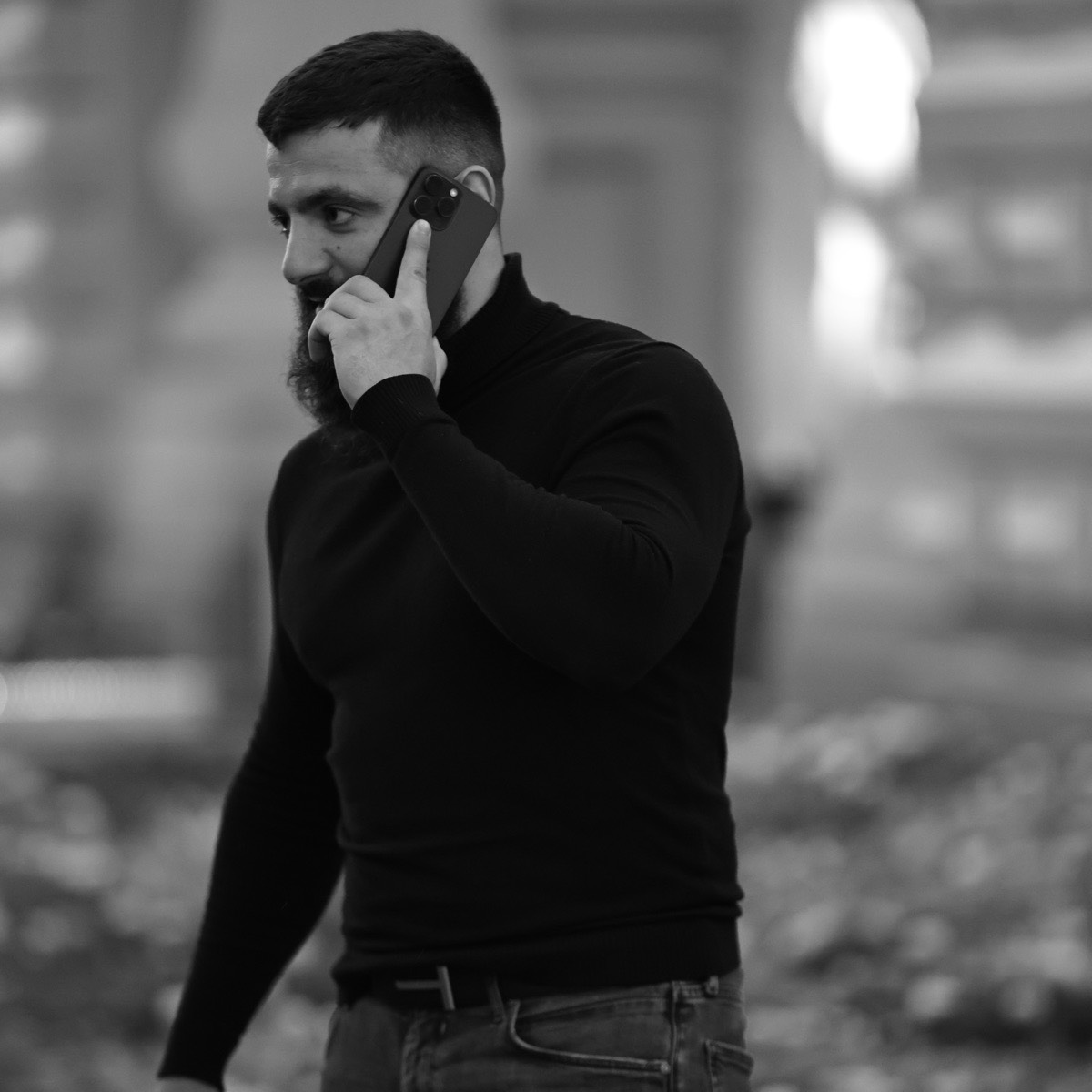 Эдуард Захаров