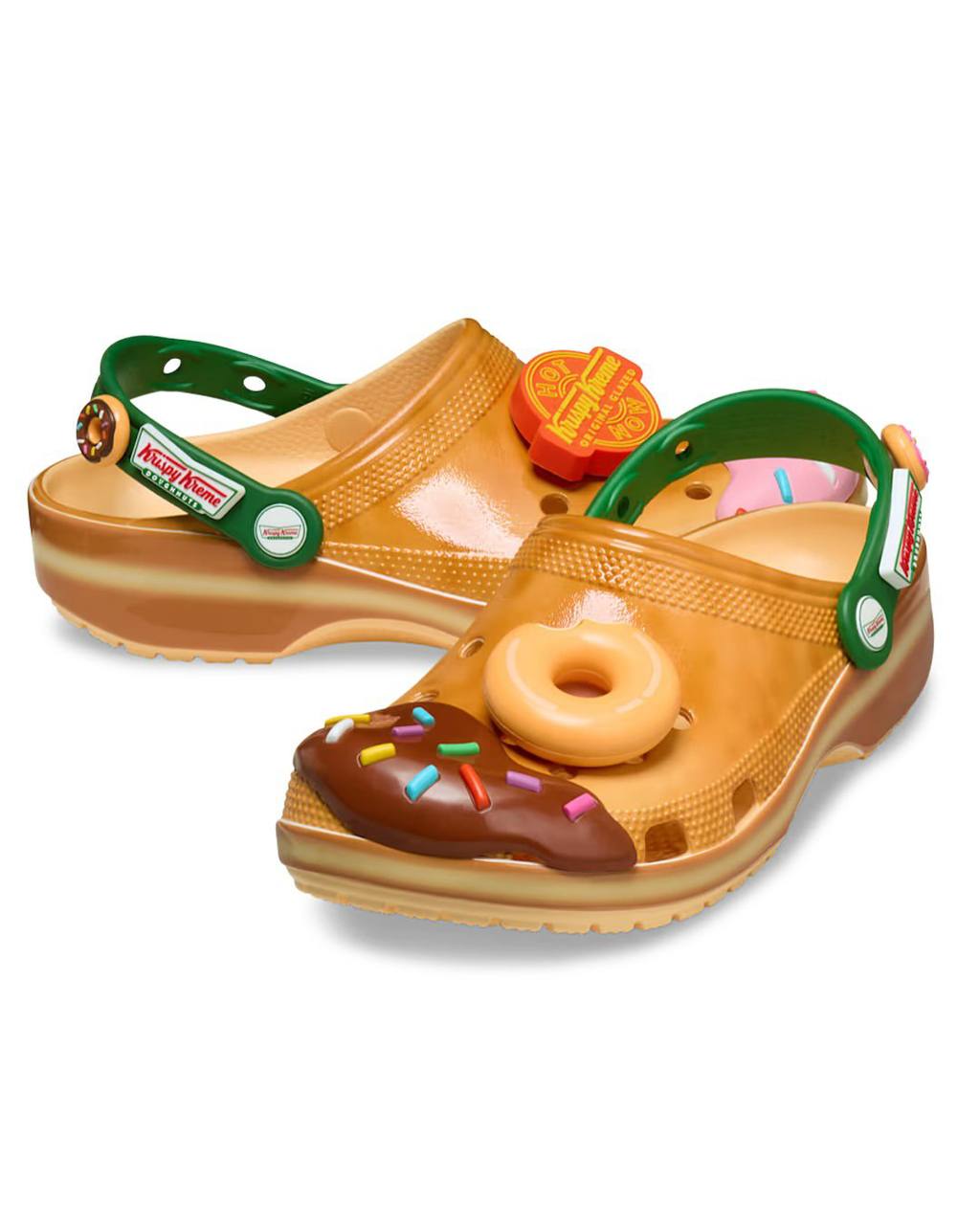 Оп, а вот и те самые кроксы от Krispy Kreme с пончиками и глазировкой поближе. Тут идеально все! Дроп уже 5 августа 😎 | Сетка — социальная сеть от hh.ru