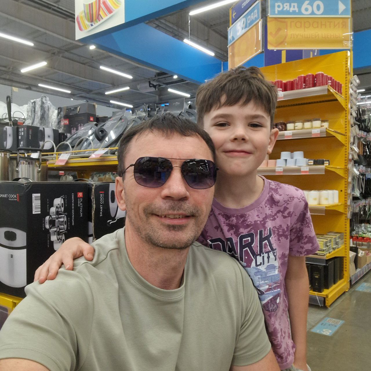 С Тимуром, поехали за продуктами. | Сетка — социальная сеть от hh.ru