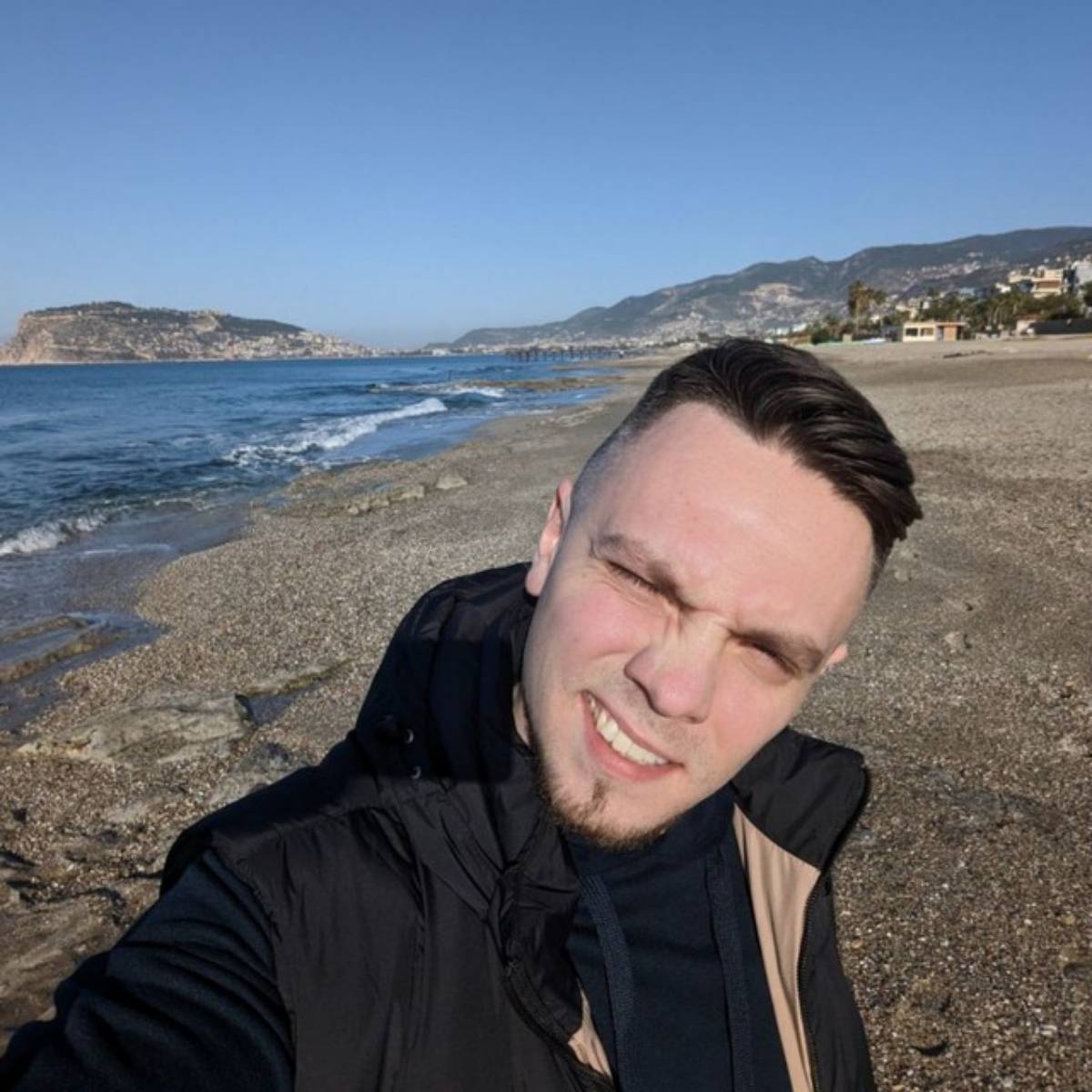 Александр Бутаков