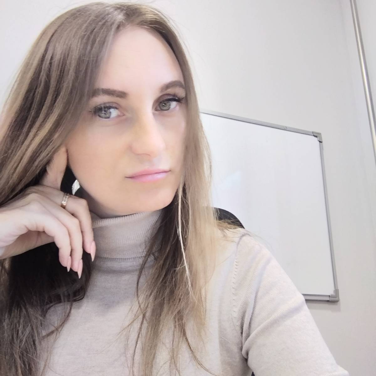 Елена Антосьева | Сетка — социальная сеть от hh.ru