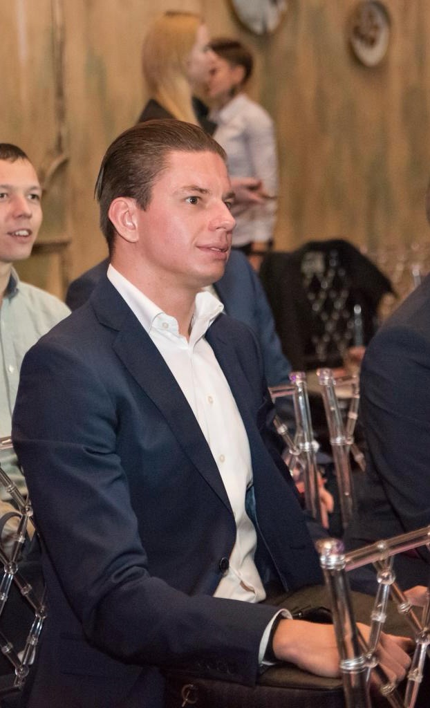 Владислав Костиков | Сетка — социальная сеть от hh.ru