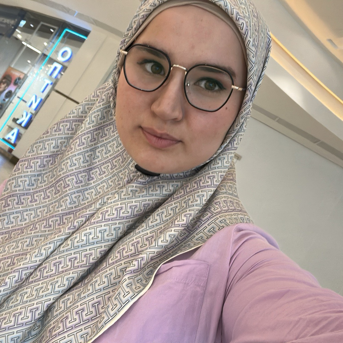 Марьям Мусханова | Сетка — социальная сеть от hh.ru