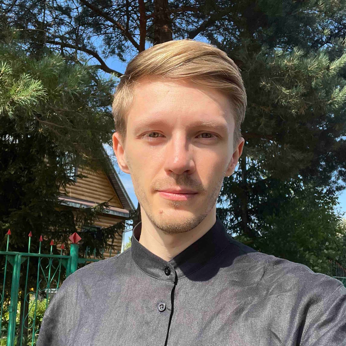 Максим Шихов