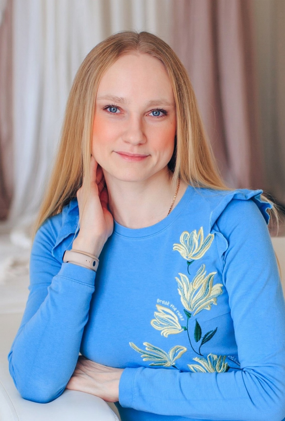 Елена Ханова | Сетка — социальная сеть от hh.ru