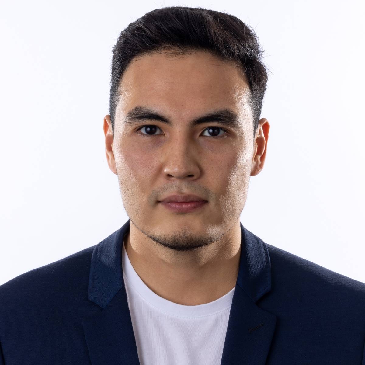 Адлет Кемелбеков